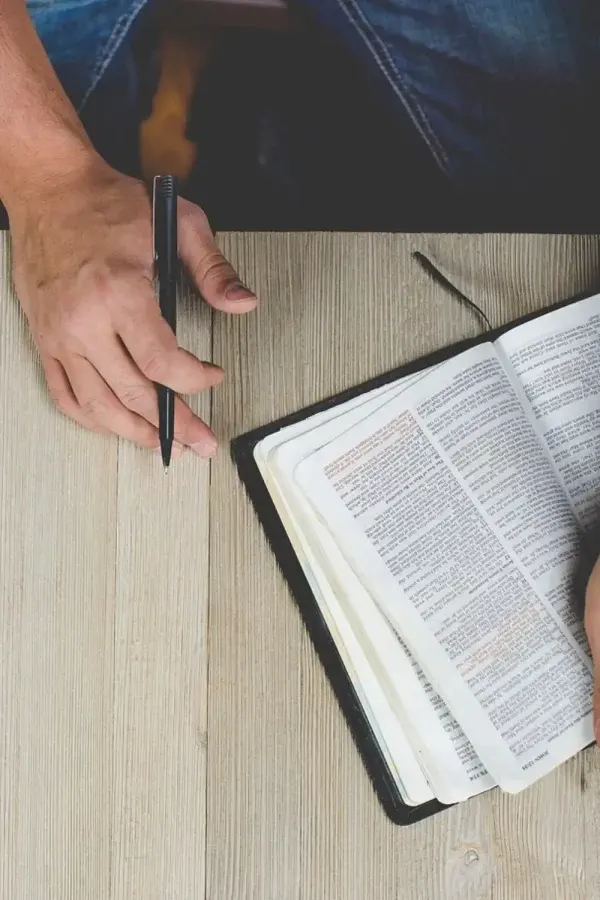 man studying bible verses about leadership qualities