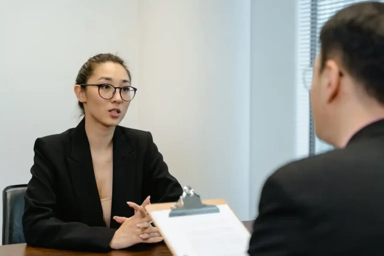 how to navigating performance reviews as an employee